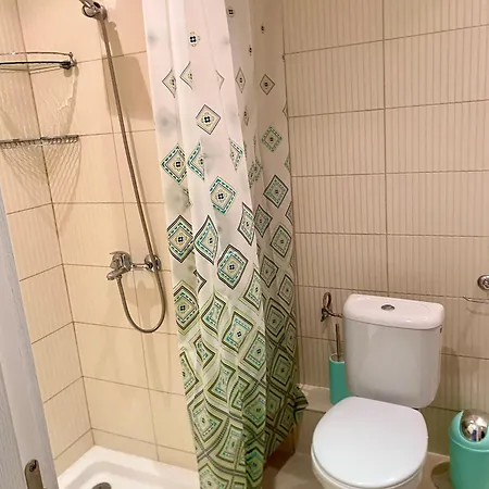 Life Private Garden Apartment *